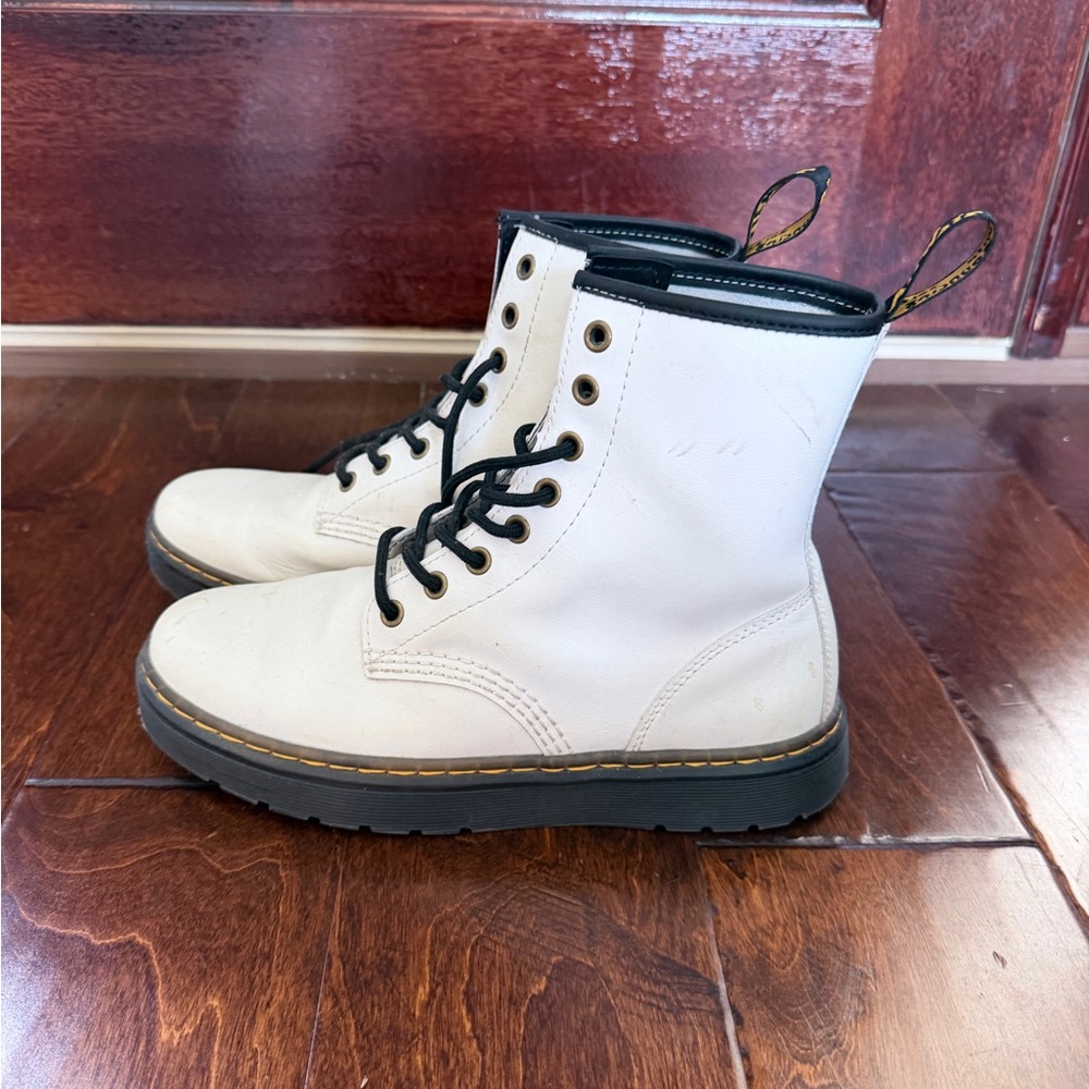 Doc Martens size 8 women’s